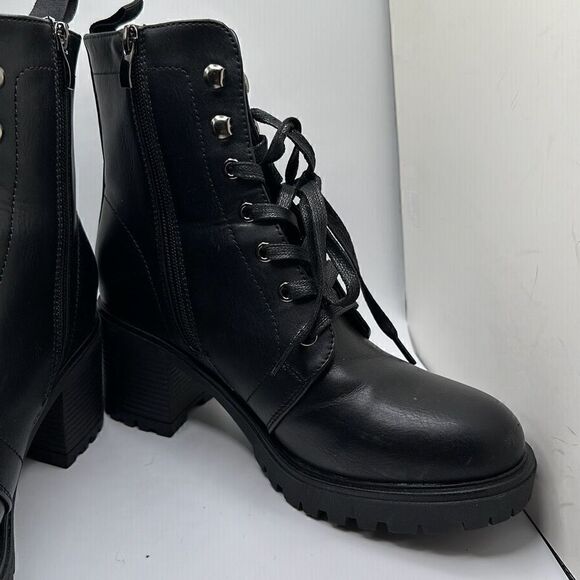 CUSHIONAIRE Women's lace up boot +Memory Foam 8.5 BLACK - Picture 6 of 7